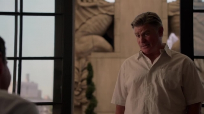 WHITE_COLLAR_-_E4X11_FAMILY_BUSINESS_0754.jpg