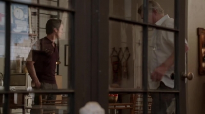 WHITE_COLLAR_-_E4X11_FAMILY_BUSINESS_0787.jpg