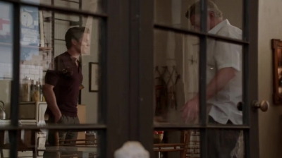 WHITE_COLLAR_-_E4X11_FAMILY_BUSINESS_0788.jpg