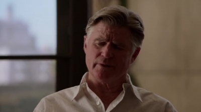 WHITE_COLLAR_-_E4X11_FAMILY_BUSINESS_0825.jpg