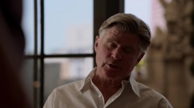 WHITE_COLLAR_-_E4X11_FAMILY_BUSINESS_0865.jpg