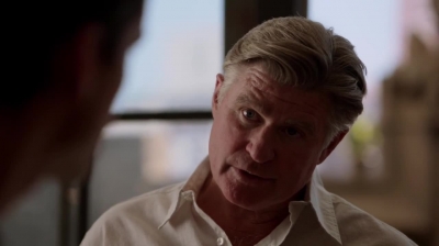 WHITE_COLLAR_-_E4X11_FAMILY_BUSINESS_0883.jpg