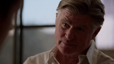 WHITE_COLLAR_-_E4X11_FAMILY_BUSINESS_0929.jpg