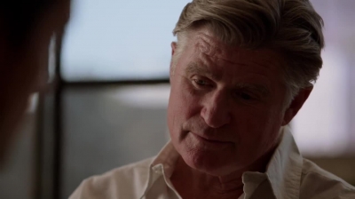 WHITE_COLLAR_-_E4X11_FAMILY_BUSINESS_0934.jpg