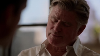 WHITE_COLLAR_-_E4X11_FAMILY_BUSINESS_0936.jpg