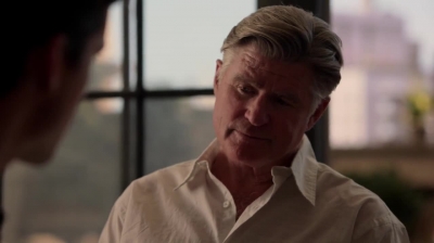 WHITE_COLLAR_-_E4X11_FAMILY_BUSINESS_0974.jpg
