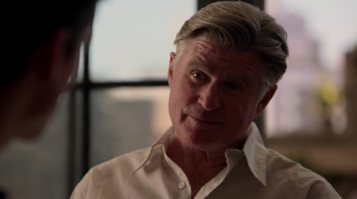 WHITE_COLLAR_-_E4X11_FAMILY_BUSINESS_0987.jpg