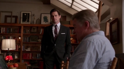 WHITE_COLLAR_-_E4X11_FAMILY_BUSINESS_1015.jpg
