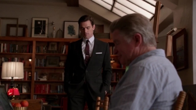 WHITE_COLLAR_-_E4X11_FAMILY_BUSINESS_1019.jpg