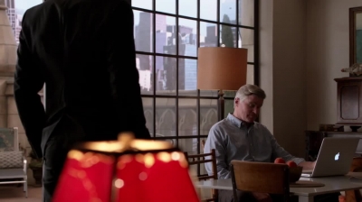 WHITE_COLLAR_-_E4X11_FAMILY_BUSINESS_1023.jpg