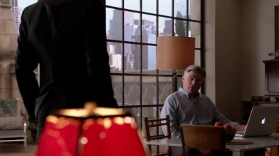 WHITE_COLLAR_-_E4X11_FAMILY_BUSINESS_1033.jpg