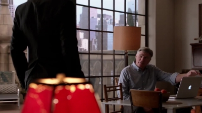 WHITE_COLLAR_-_E4X11_FAMILY_BUSINESS_1037.jpg
