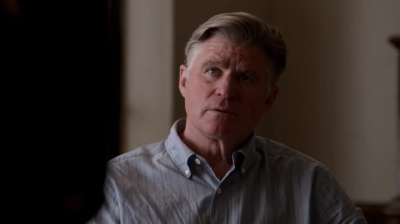 WHITE_COLLAR_-_E4X11_FAMILY_BUSINESS_1083.jpg