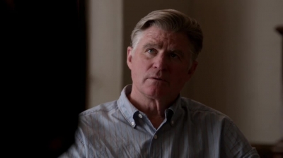 WHITE_COLLAR_-_E4X11_FAMILY_BUSINESS_1085.jpg