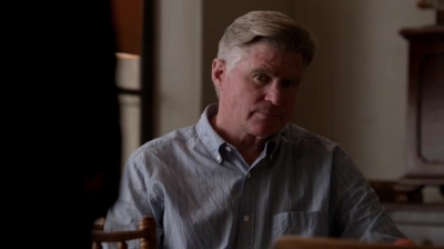 WHITE_COLLAR_-_E4X11_FAMILY_BUSINESS_1110.jpg