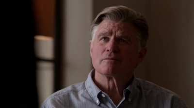 WHITE_COLLAR_-_E4X11_FAMILY_BUSINESS_1122.jpg