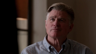 WHITE_COLLAR_-_E4X11_FAMILY_BUSINESS_1128.jpg