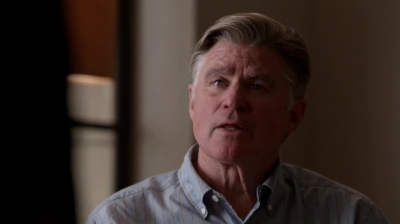 WHITE_COLLAR_-_E4X11_FAMILY_BUSINESS_1130.jpg