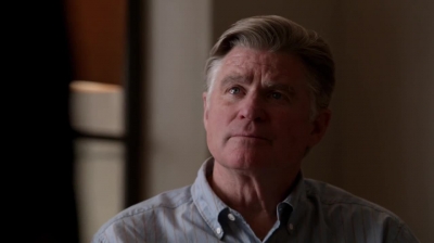 WHITE_COLLAR_-_E4X11_FAMILY_BUSINESS_1133.jpg