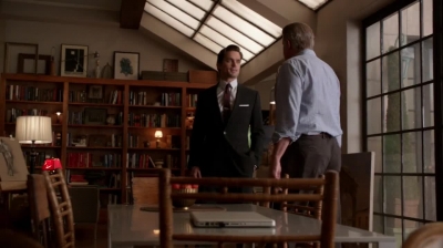 WHITE_COLLAR_-_E4X11_FAMILY_BUSINESS_1157.jpg