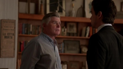 WHITE_COLLAR_-_E4X11_FAMILY_BUSINESS_1182.jpg