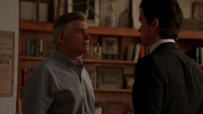 WHITE_COLLAR_-_E4X11_FAMILY_BUSINESS_1184.jpg