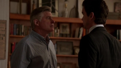 WHITE_COLLAR_-_E4X11_FAMILY_BUSINESS_1186.jpg