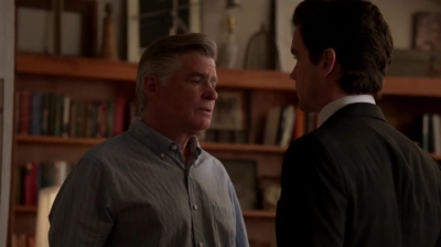 WHITE_COLLAR_-_E4X11_FAMILY_BUSINESS_1189.jpg