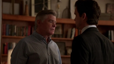 WHITE_COLLAR_-_E4X11_FAMILY_BUSINESS_1190.jpg
