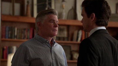 WHITE_COLLAR_-_E4X11_FAMILY_BUSINESS_1199.jpg
