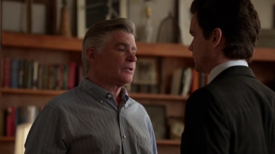 WHITE_COLLAR_-_E4X11_FAMILY_BUSINESS_1202.jpg