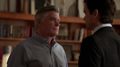 WHITE_COLLAR_-_E4X11_FAMILY_BUSINESS_1210.jpg