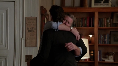 WHITE_COLLAR_-_E4X11_FAMILY_BUSINESS_1217.jpg