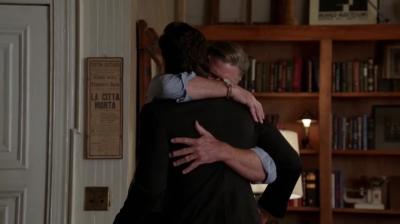 WHITE_COLLAR_-_E4X11_FAMILY_BUSINESS_1219.jpg
