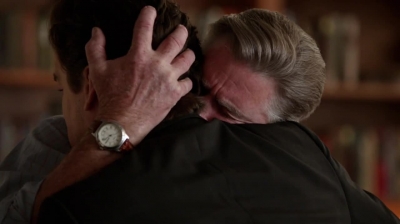 WHITE_COLLAR_-_E4X11_FAMILY_BUSINESS_1230.jpg