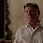 WHITE_COLLAR_-_E4X11_FAMILY_BUSINESS_0809.jpg