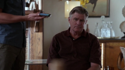 WHITE_COLLAR_-_E4X15_THE_ORIGINAL_210.jpg