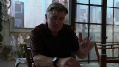 WHITE_COLLAR_-_E4X15_THE_ORIGINAL_296.jpg