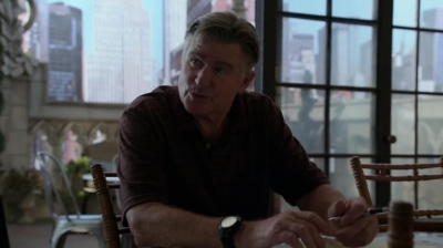 WHITE_COLLAR_-_E4X15_THE_ORIGINAL_300.jpg