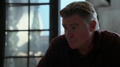 WHITE_COLLAR_-_E4X15_THE_ORIGINAL_304.jpg