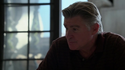 WHITE_COLLAR_-_E4X15_THE_ORIGINAL_315.jpg