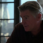 Filename=WHITE_COLLAR_-_E4X15_THE_ORIGINAL_310.jpg
Filesize=39KiB
Dimensions=1280x718
Date added=Apr 29, 2014 WHITE_COLLAR_-_E4X15_THE_ORIGINAL_310.jpg