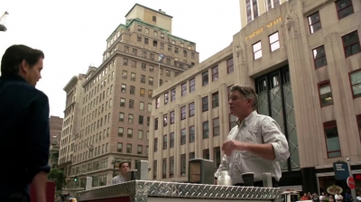 WHITE_COLLAR_-_E4X15_THE_ORIGINAL_522.jpg