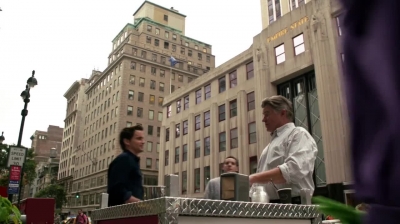 WHITE_COLLAR_-_E4X15_THE_ORIGINAL_527.jpg