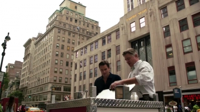 WHITE_COLLAR_-_E4X15_THE_ORIGINAL_536.jpg