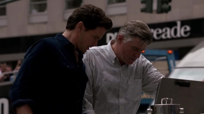 WHITE_COLLAR_-_E4X15_THE_ORIGINAL_555.jpg