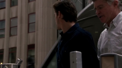 WHITE_COLLAR_-_E4X15_THE_ORIGINAL_566.jpg