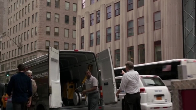 WHITE_COLLAR_-_E4X15_THE_ORIGINAL_610.jpg
