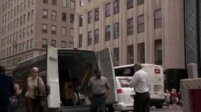 WHITE_COLLAR_-_E4X15_THE_ORIGINAL_613.jpg