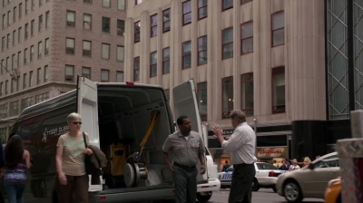 WHITE_COLLAR_-_E4X15_THE_ORIGINAL_617.jpg